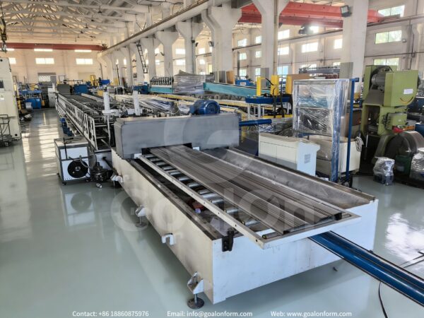 Container Panel Roll Forming Machine (1)