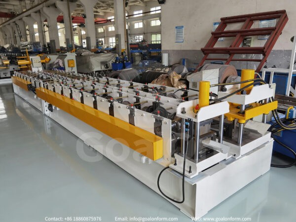 Half Roud Gutter+Universal Ridge Cap Roll Forming Machine (1)