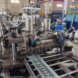 High Auto Stretched Hole Double-Fold Shelf Panel Roll Forming Machine (4)